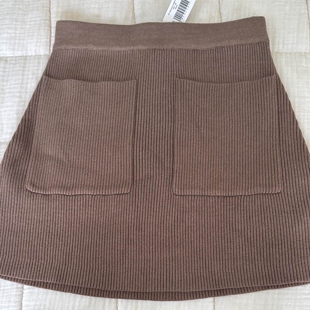 *NWT* En Saison Sweater Skirt